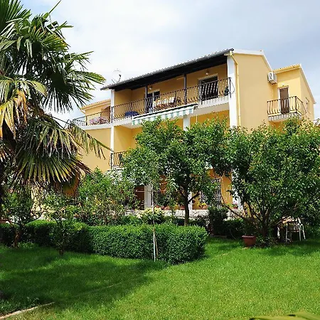 Apartment - Diklo 5880b *